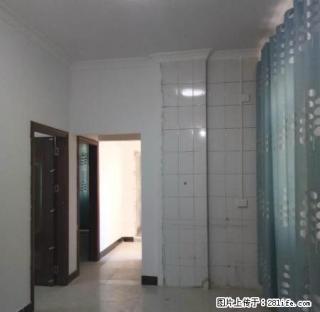 和平路附近新建楼 2房2厅，部分家具，业主急租 - 钦州28生活网 qinzhou.28life.net